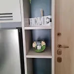 Francie\'S Apartment, Tirana